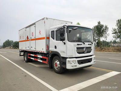 大力牌DLQ5180XRYEQ6型易燃液體廂式運(yùn)輸車